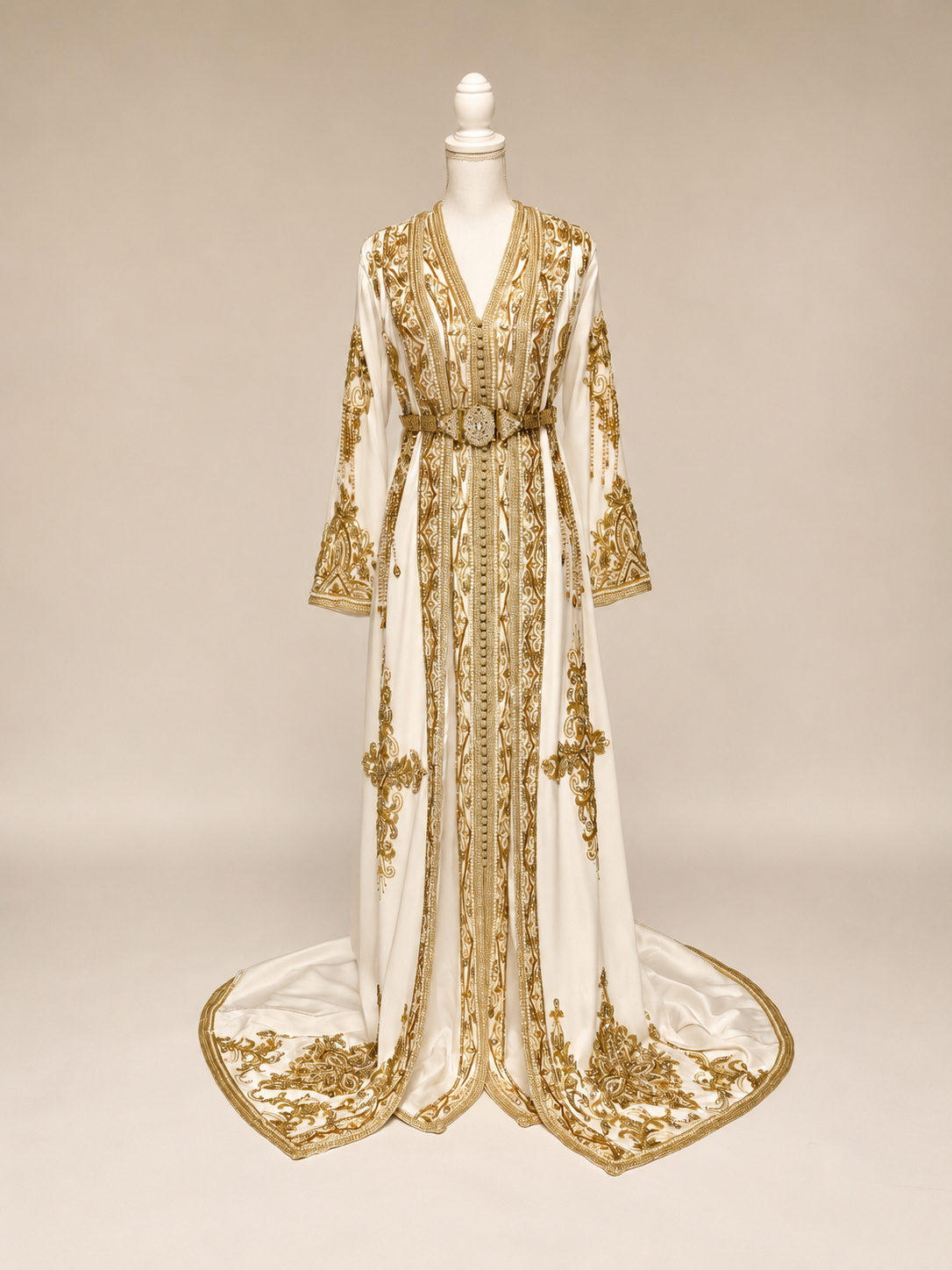 Takchita Amel -  Ivory & Gold